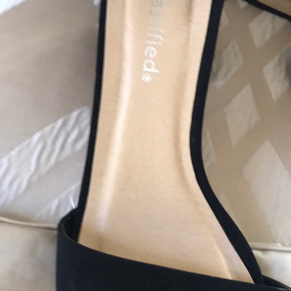 Suede ankle strap for! Never worn - Picture 3 of 4